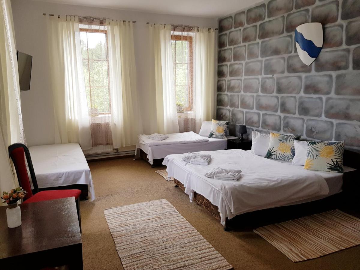 Hotel Camelot Tisá Esterno foto