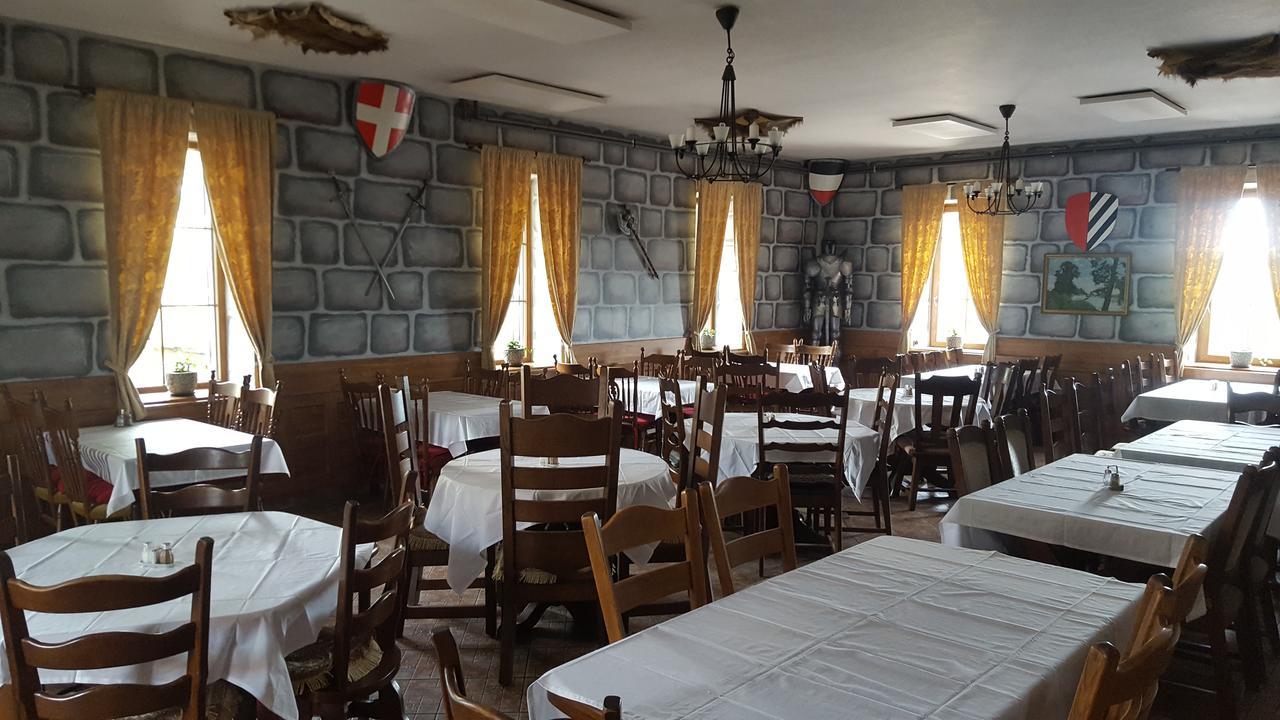 Hotel Camelot Tisá Esterno foto